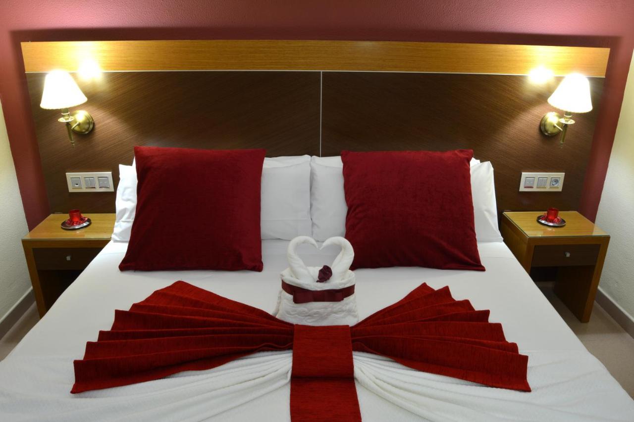 Hotel Regio 2 Кадис Экстерьер фото