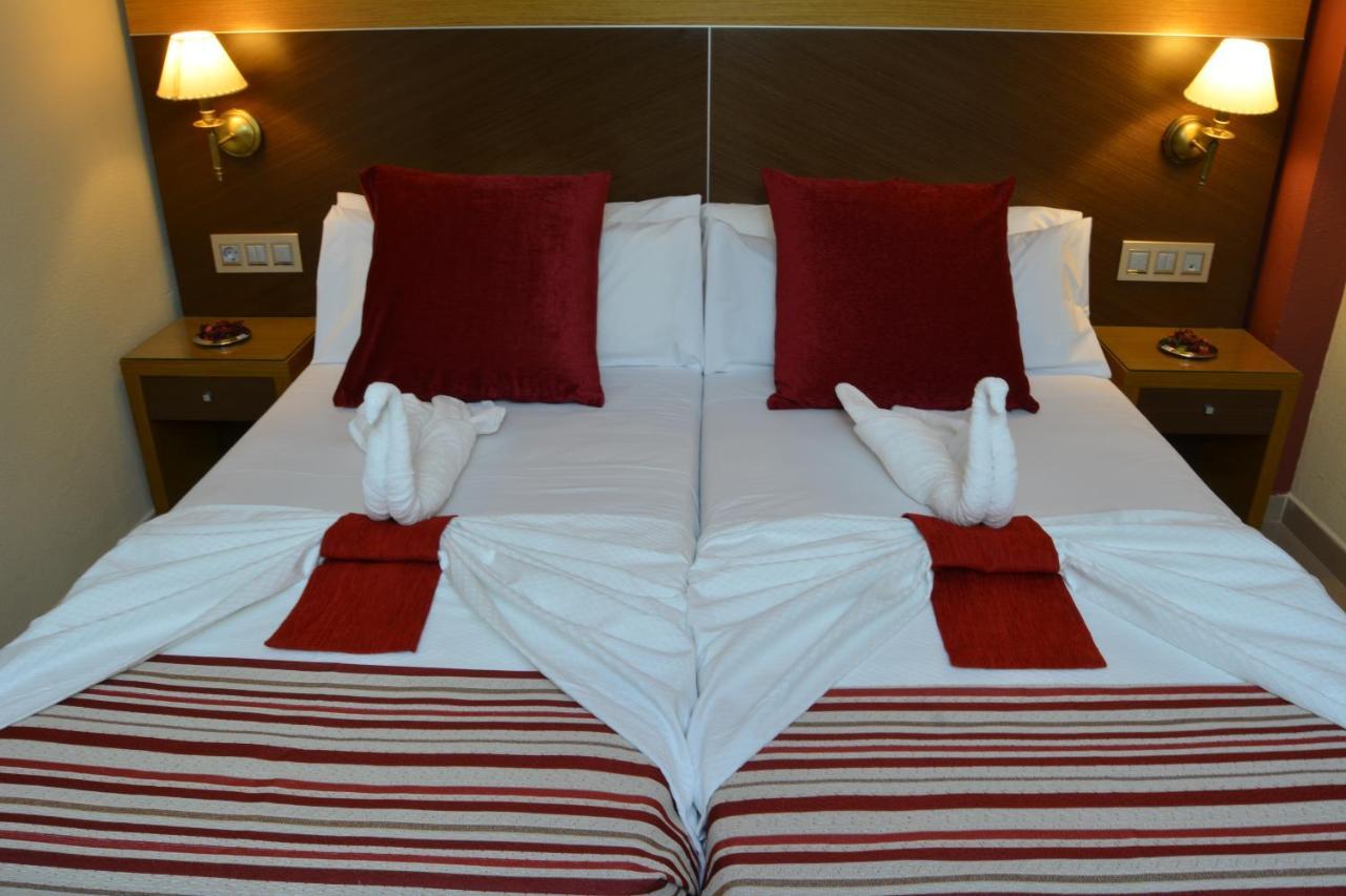 Hotel Regio 2 Кадис Экстерьер фото