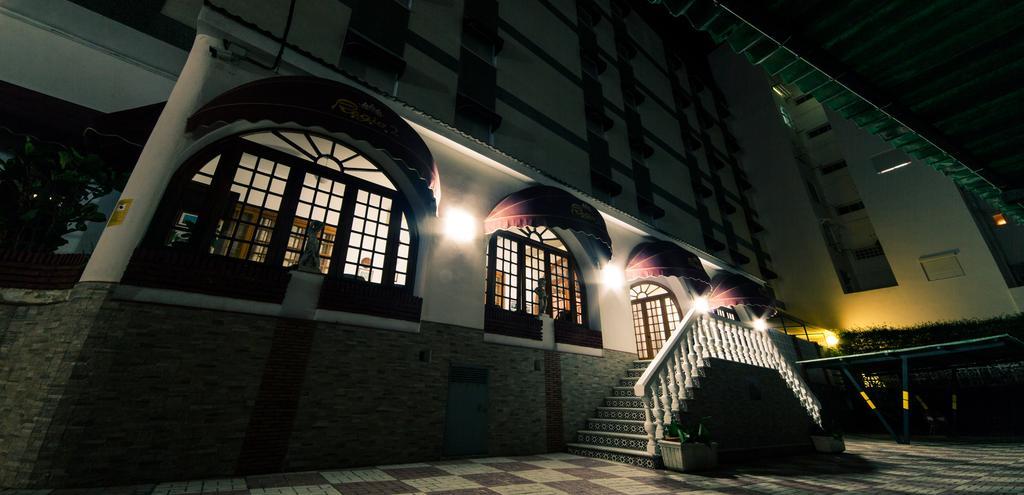 Hotel Regio 2 Кадис Экстерьер фото
