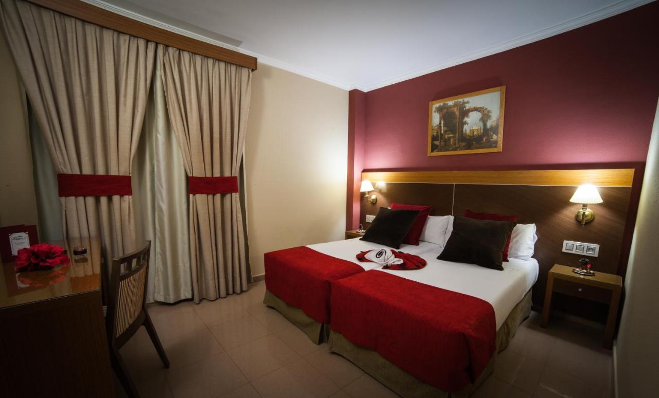 Hotel Regio 2 Кадис Экстерьер фото